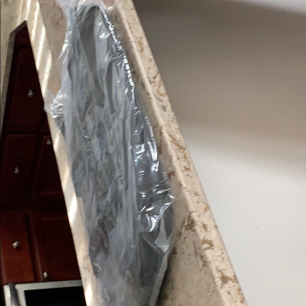 Tote - Picture 2 of 2